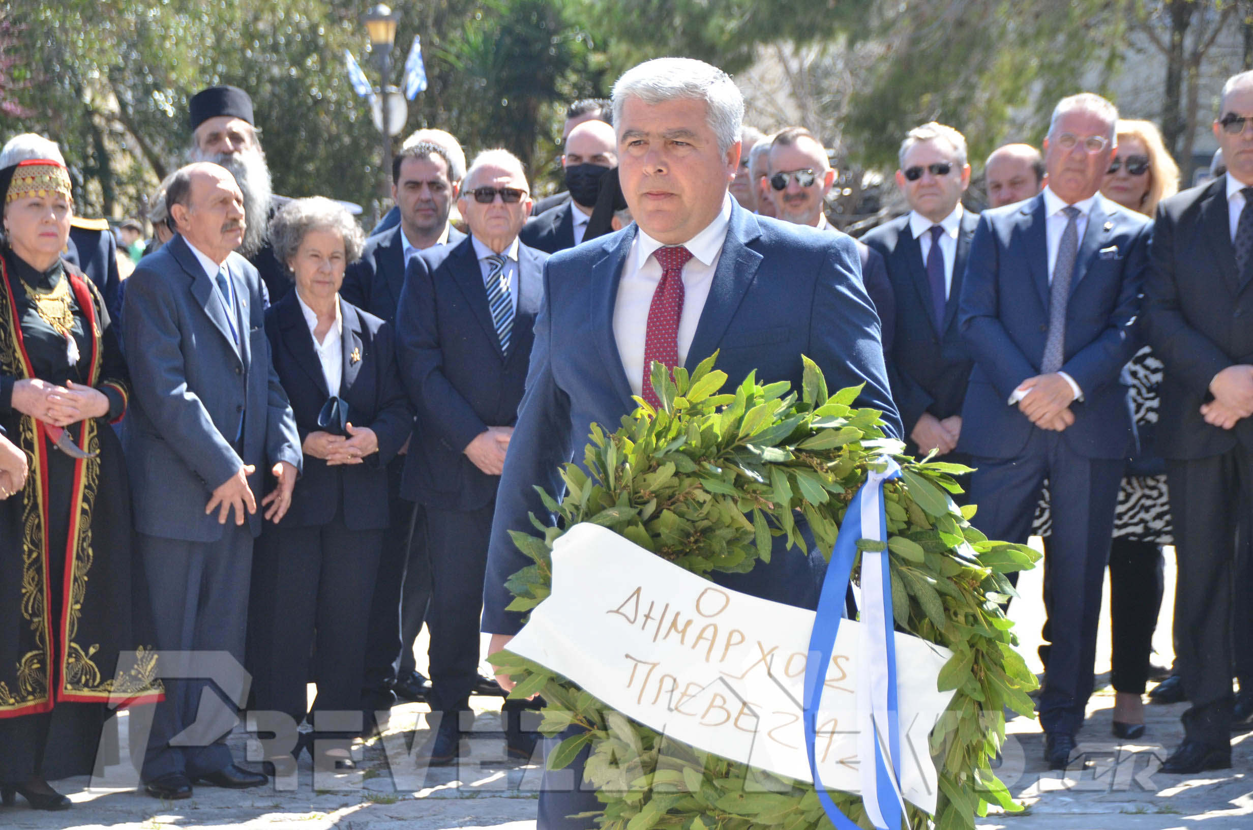 ΠΡΕΒΕΖΑ: Γεωργάκος “Κρατάμε τις γαλανόλευκες με το σταυρό ψηλά!”